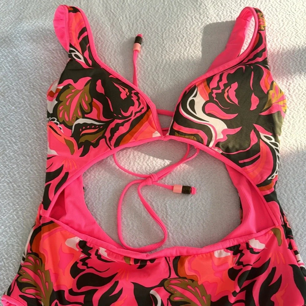 Maaji Coral Lava Reversible Cut-out One-Piece Swimsuit, Size Large, $168